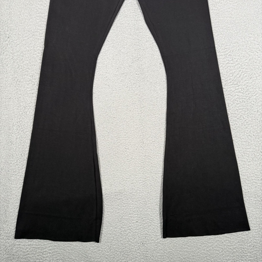 True Religion Leggings Womens Medium Black Eva Pant Athletic Hook Up Flare NWT - Picture 3 of 14